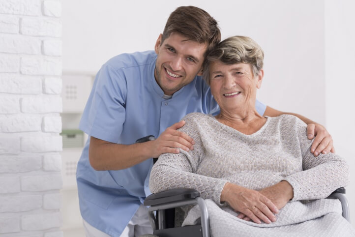 Red Flags that Your Senior Needs a Caregiver